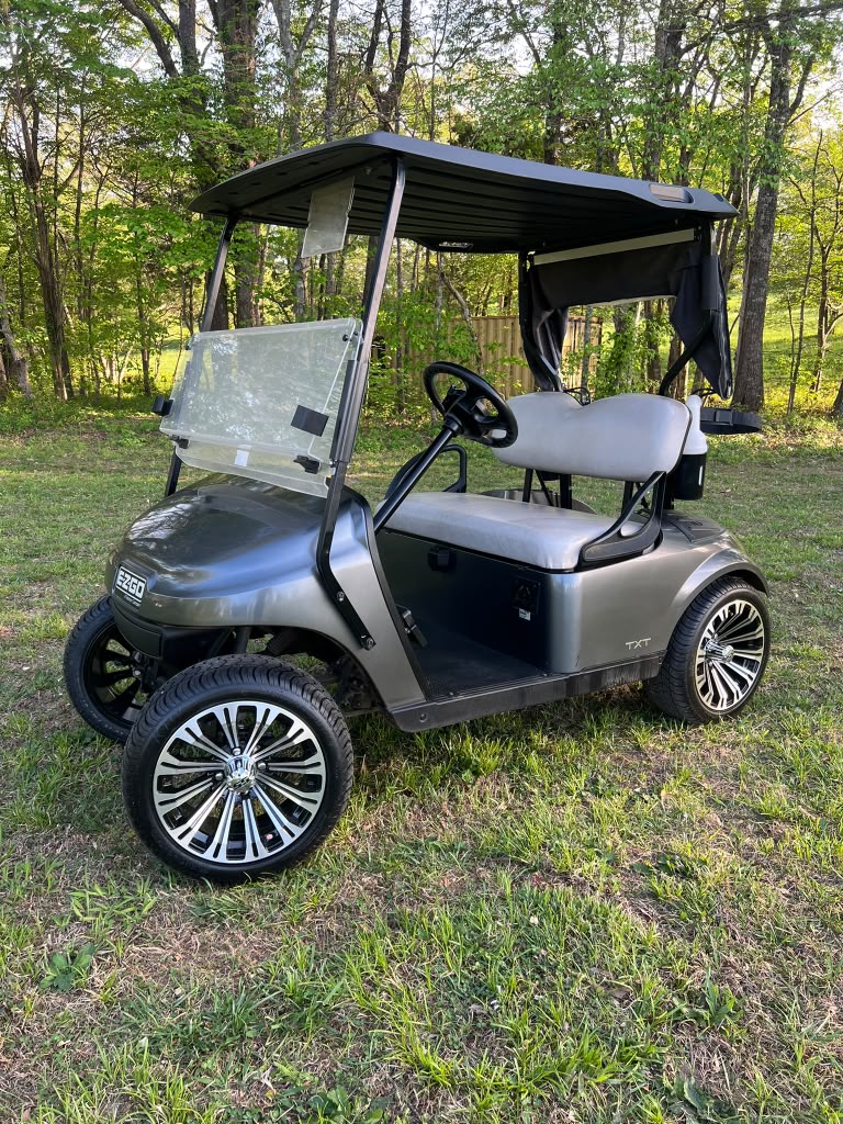 2022 EZ-GO TXT